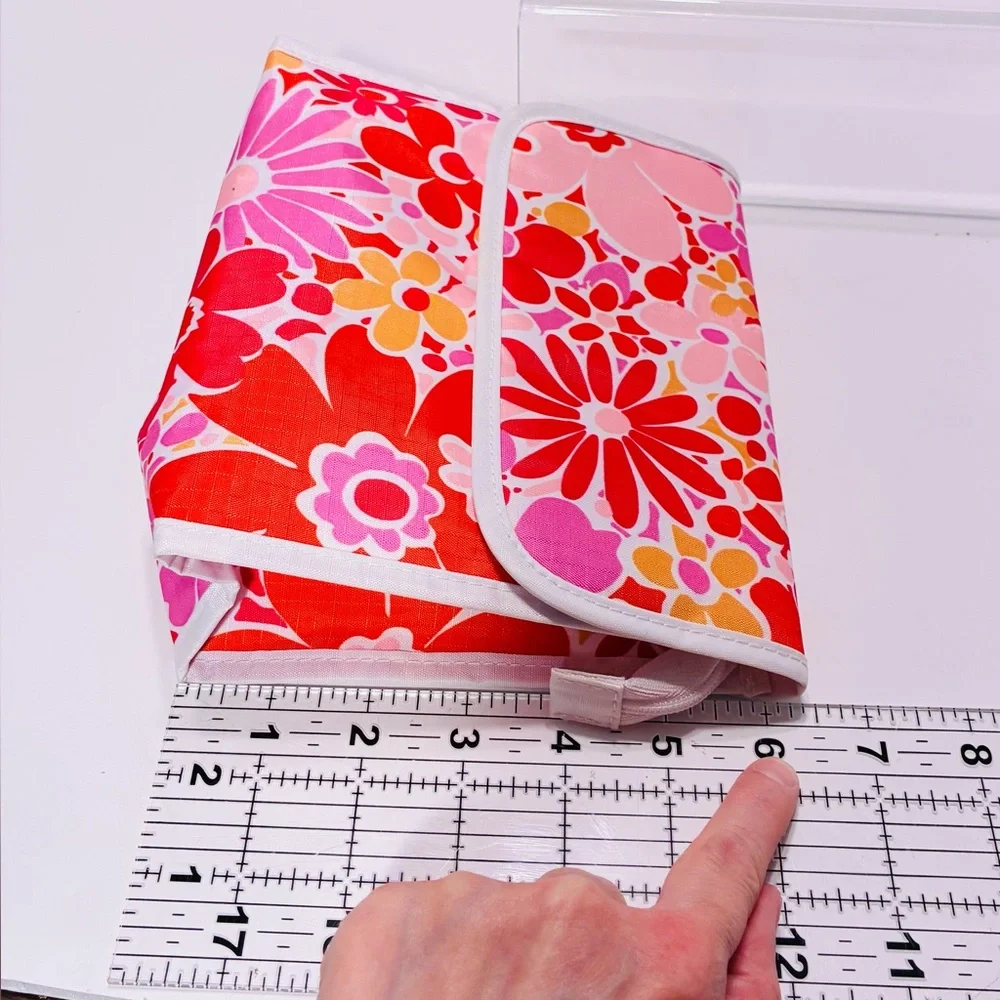 Clinique Floral Cosmetic Bag Pink Red Orange 3”D x 8”W x 6.5”H